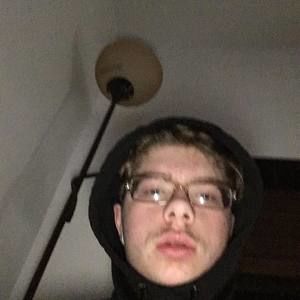 Meet your Posher, Sam